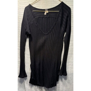 Free People Oversized Distressed Raw Hem Boho Black Knit Long Sleeve Top/Dress L